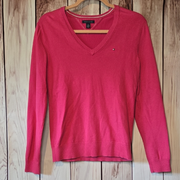 Tommy Hilfiger Classic Berry Pink V-Neck Pullover Sweater Womens Size Medium - Picture 1 of 7